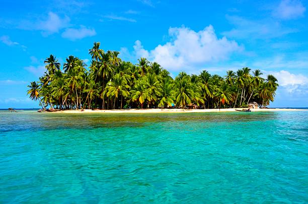 Kuna Yala - San Blas Island Relaxing on calm island kuna yala stock pictures, royalty-free photos & images