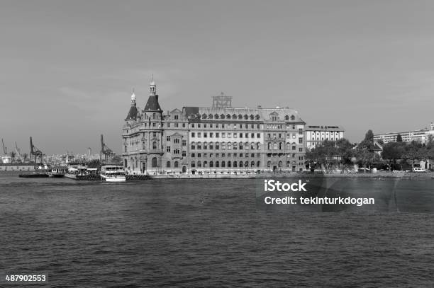 Photo libre de droit de De La Gare Ferroviaire Dhaydarpasa À Istanbul En Turquie banque d'images et plus d'images libres de droit de Architecture