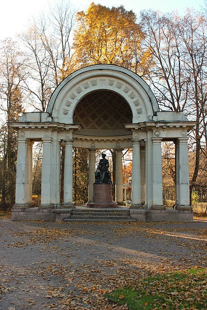 istock Pavlovsk Park. Rossi's pavilion 487924155