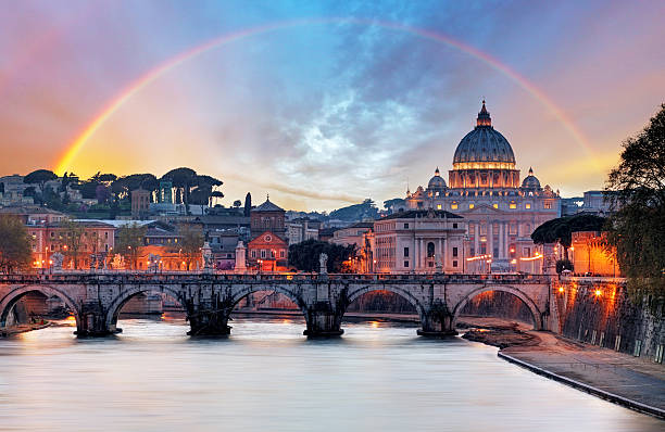 рим и ватикан - rome italy skyline europe стоковые фото и изображения