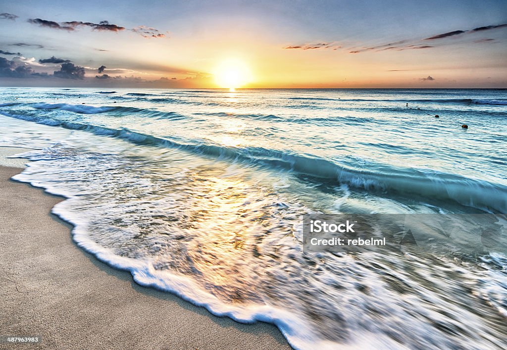 Sunrise Over Beach In Cancun Stock Photo - Download Image Now - Beach,  Sunrise - Dawn, Cancun - iStock