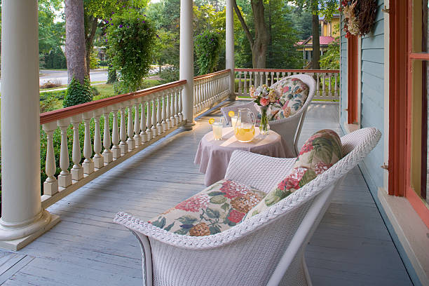 istock Summertime Victorian Porch 487998169