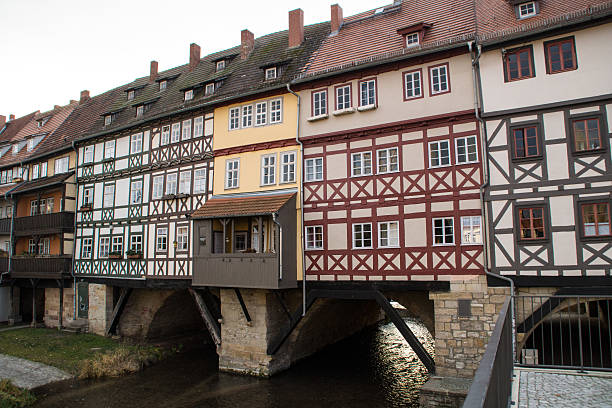 krämerbrücke erfurt - krämerbrücke foto e immagini stock