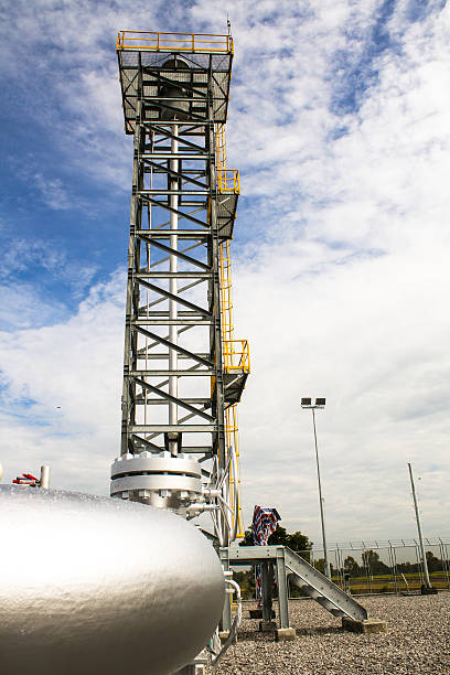 istock Gas pipeline to flare tower 488004892