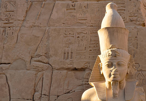 pharaoh's head in karnak temple, luxor pharaoh's head in karnak temple, luxor rameses ii stock pictures, royalty-free photos & images