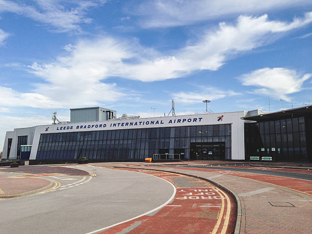aeropuerto internacional leeds bradford - bradford england fotografías e imágenes de stock