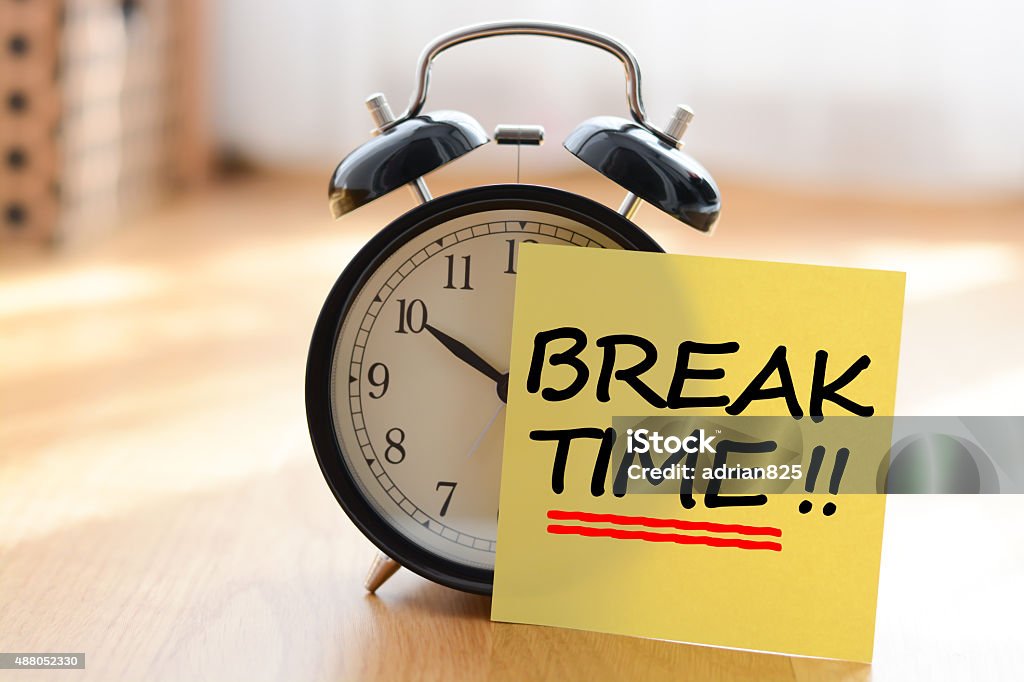 Break time concept with classic alarm clock - Royalty-free Mola Vermek Stok görsel