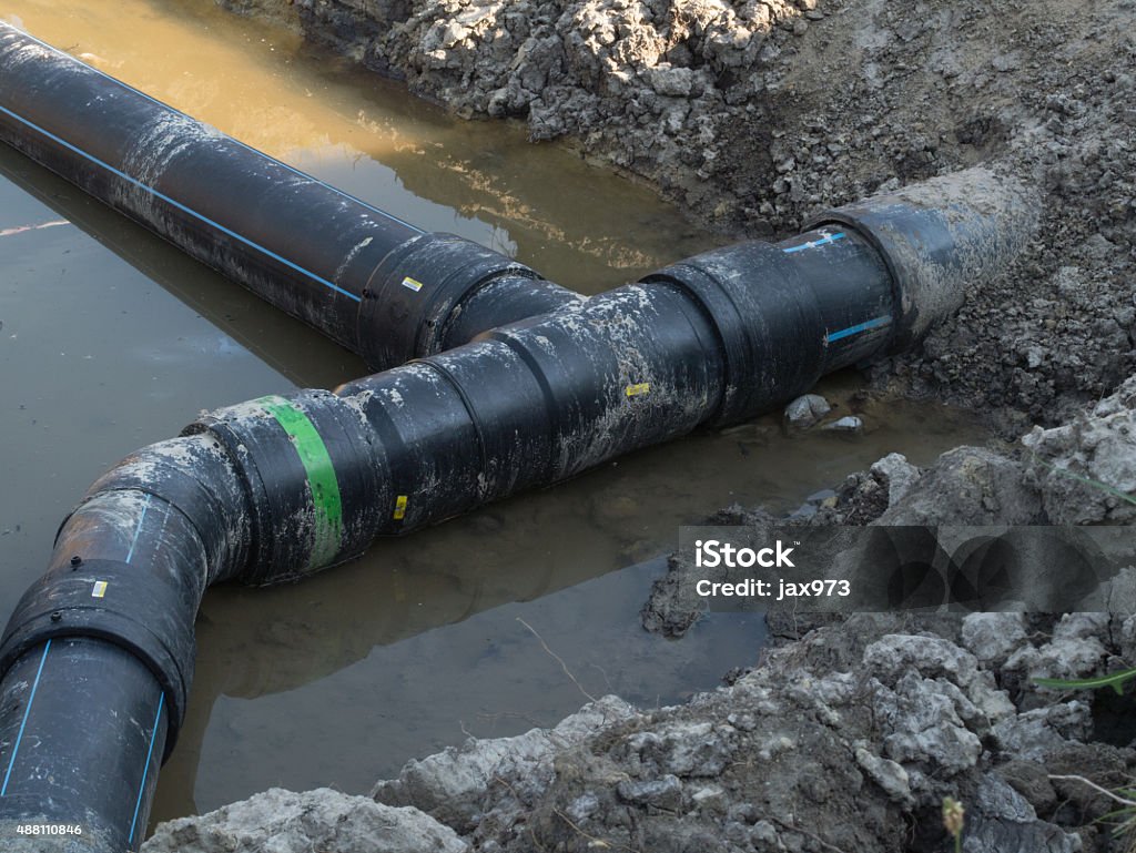 Conexión de agua - Foto de stock de Tubería libre de derechos