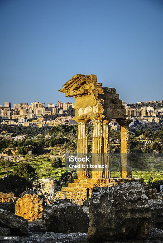 Tempel des Castor und Pollux-Agrigento, Sizilien - Lizenzfrei Agrigento Stock-Foto