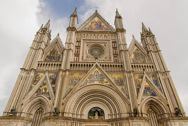 istock Front of cathedral, Orvieto, Italy 488122281