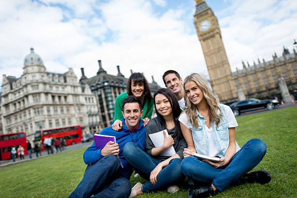 studiare all'estero a londra - england uk london england travel foto e immagini stock