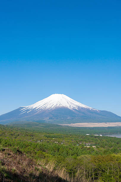 istock Beautiful Mt. Fuji from a Yamanakako Panoramic viewing platform 488181771