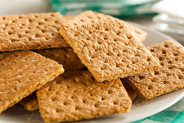 istock Healthy Honey Graham Crackers 488201283