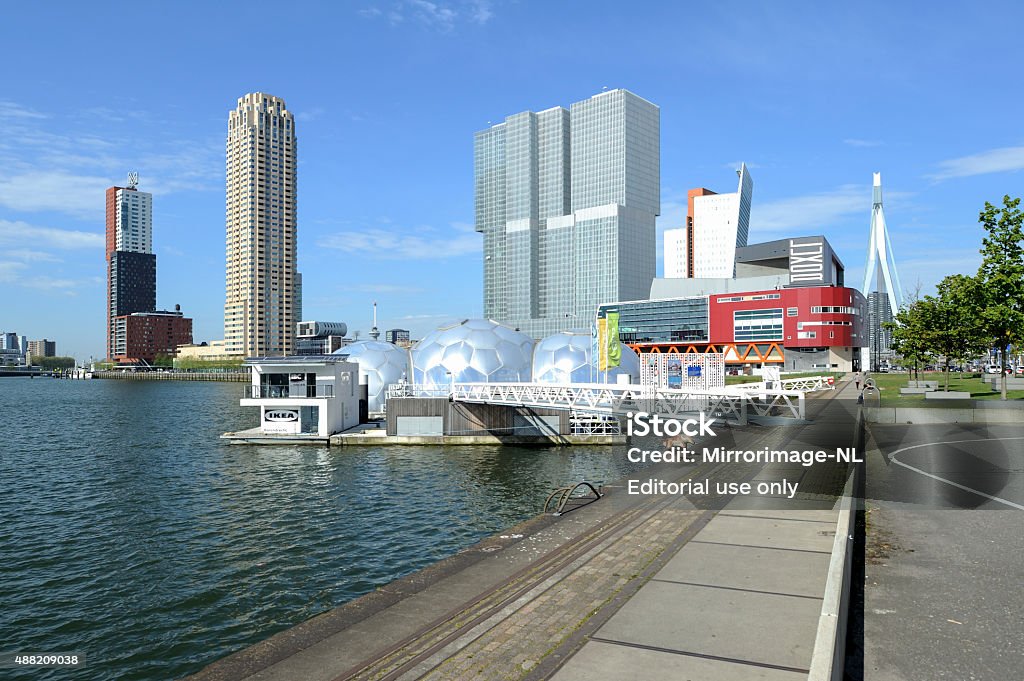onduidelijk verschijnen Scheiden Landmarks On The Kop Van Zuid In Rotterdam Stock Photo - Download Image Now  - Rotterdam, 2000-2009, 2015 - iStock