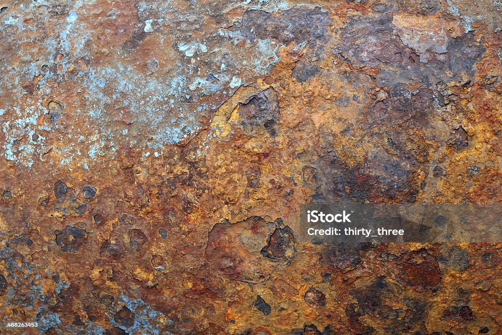 Rusty sucata de tubo de aço - Foto de stock de Abandonado royalty-free