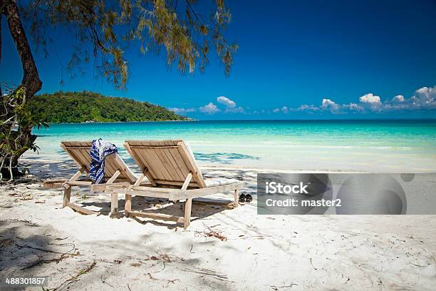 Hermosa Turquesa Playa En Koh Rong Samloem En Camboya Foto de stock y más banco de imágenes de Isla