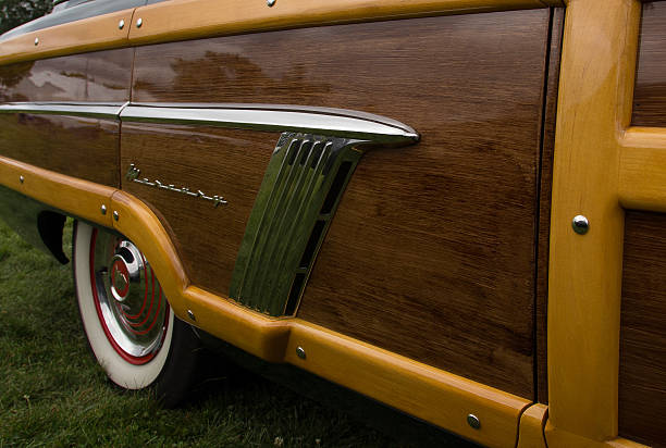 mercury 1952 série personalizada woodie station wagon - woodie - fotografias e filmes do acervo