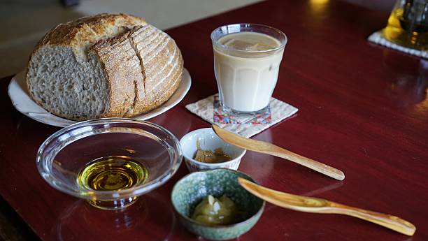 istock Campagne and cafe au lait with dip sauce 488431772