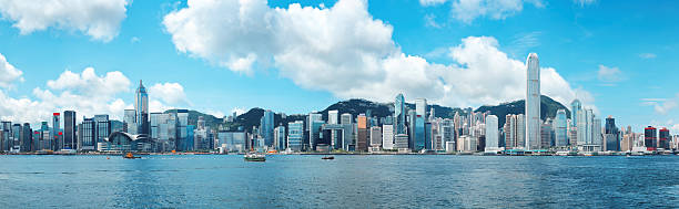 ville de hong kong - mountain peak famous place outdoors landscape photos et images de collection