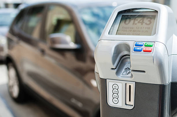 Electrónico/digital Medidor de tiempo a la izquierda con estacionamiento sin servicio de valet - foto de stock