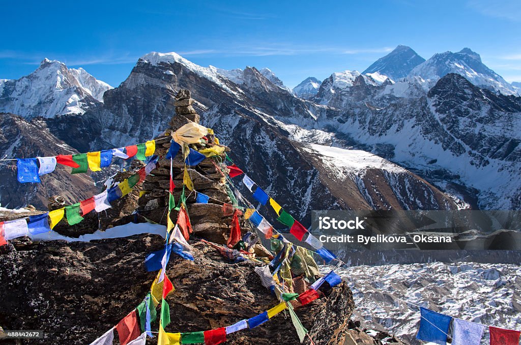 Vue de haut de l'Everest de Gokyo Rhode Island. - Photo de Népal libre de droits