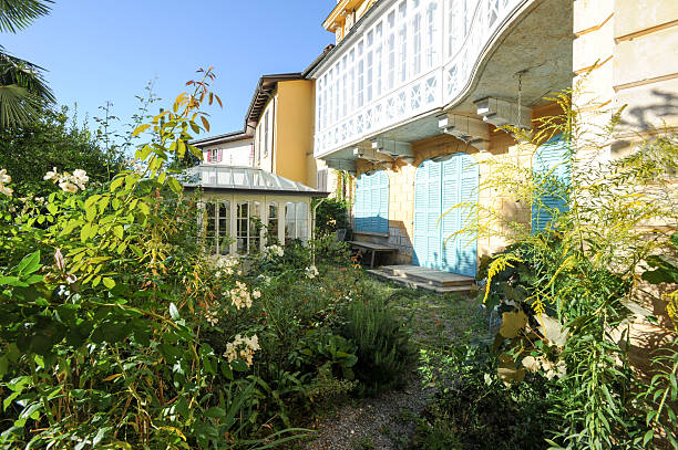 a casa onde o famoso escritor hermann hesse viveu - montagnola - fotografias e filmes do acervo