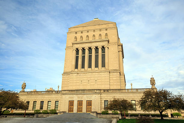 인디애나에 veterans memorial plaza - veterans memorial plaza 뉴스 사진 이미지