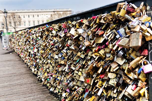 istock Love padlocks, a tradition of the romantic Paris 488478557