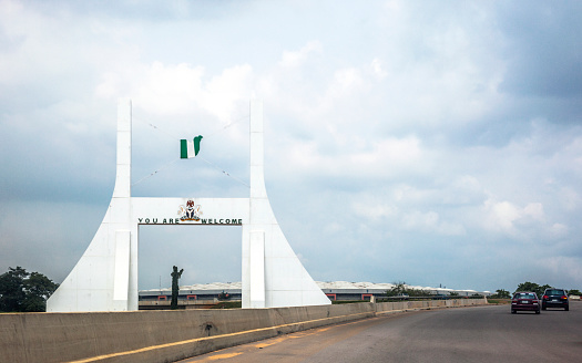Abuja, Nigeria la entrada a la ciudad. photo