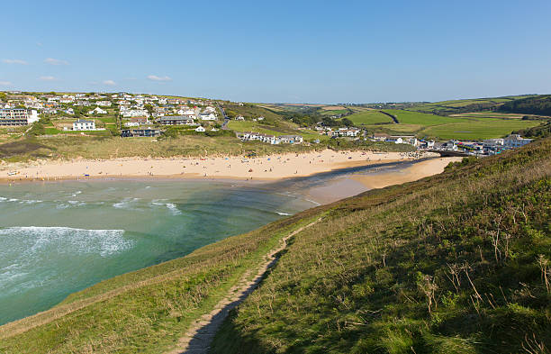 istock Coast path Mawgan Porth north Cornwall England near Newquay 488487162