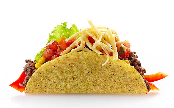 comida mexicana taco sobre un fondo blanco - tacos fotografías e imágenes de stock