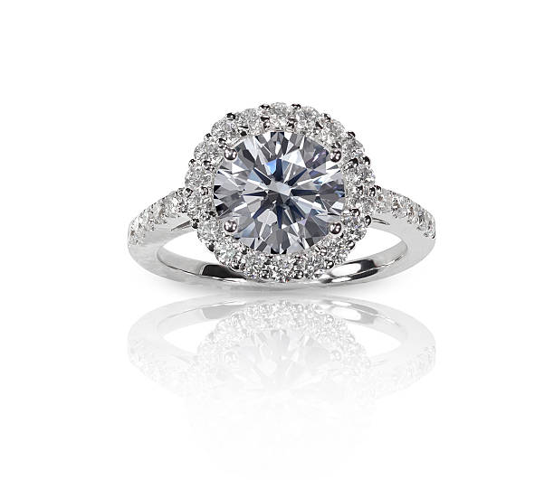 hermosa boda anillo de diamante engagment solitaire con mul banda - anillo de compromiso fotografías e imágenes de stock