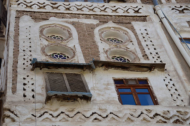 típica casa antiga sana'a, iêmen - destrination - fotografias e filmes do acervo