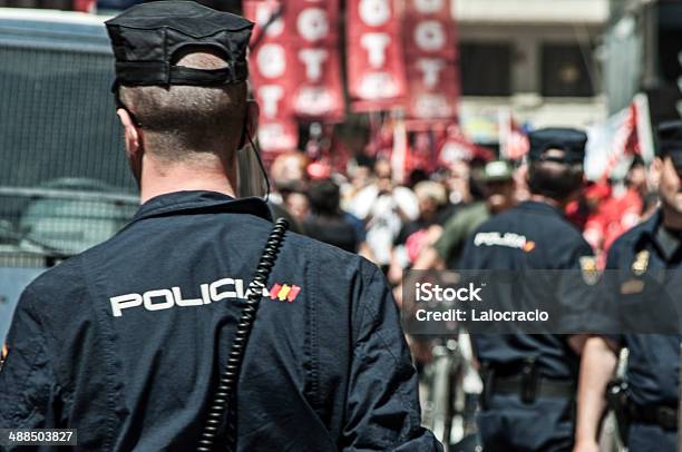 De Policía Foto de stock y más banco de imágenes de Cuerpo de policía - Cuerpo de policía, España, Alerta