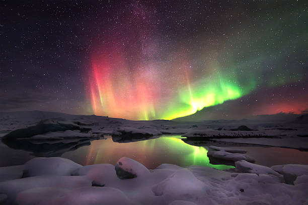 istock Mixed aurora dancing over the Jokulsarlon lagoon, Iceland 488508624