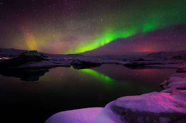 istock Mixed aurora dancing over the Jokulsarlon lagoon, Iceland 488508758