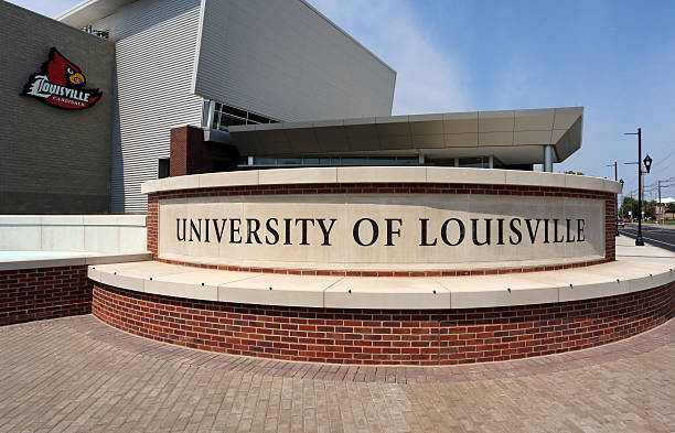 University of Louisville Louisville, KY, USA - August 28, 2015: An entrance to The University of Louisville. The University of Louisville is a public university located in Louisville, Kentucky. ncaa college conference team stock pictures, royalty-free photos & images