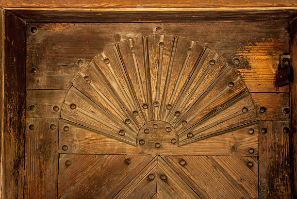 istock Ancient Ukrainian door in the fall 488525138