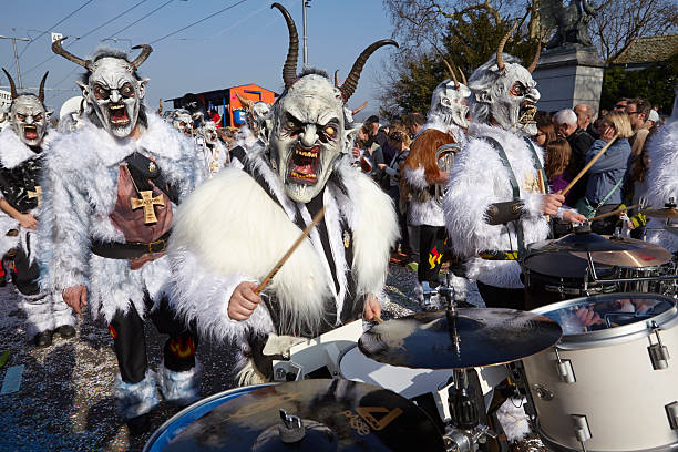 basileia (suíça)-carnaval de 2014 - rio carnival imagens e fotografias de stock