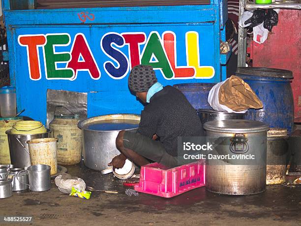 Foto de Box De Chá e mais fotos de stock de Adulto - Adulto, Azul, Barraca de Mercado