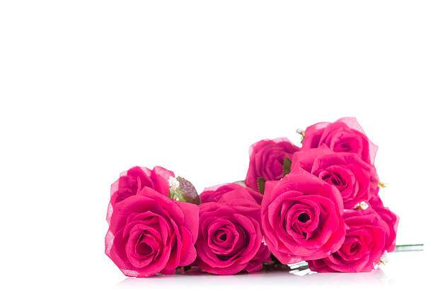 istock bouquet of pink plastic roses 488546028