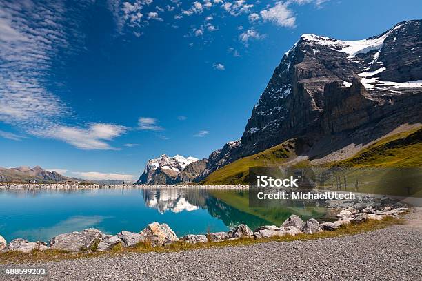 Montanha Wetterhorn Alpes Suíços - Fotografias de stock e mais imagens de Admirar a Vista - Admirar a Vista, Alpes Europeus, Ao Ar Livre
