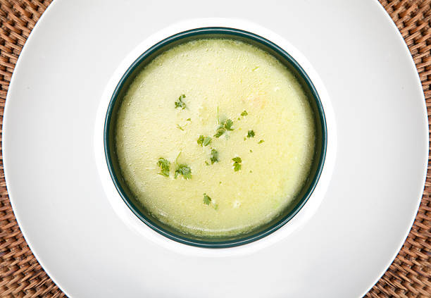zupa jarzynowa - soup zucchini spinach cream zdjęcia i obrazy z banku zdjęć