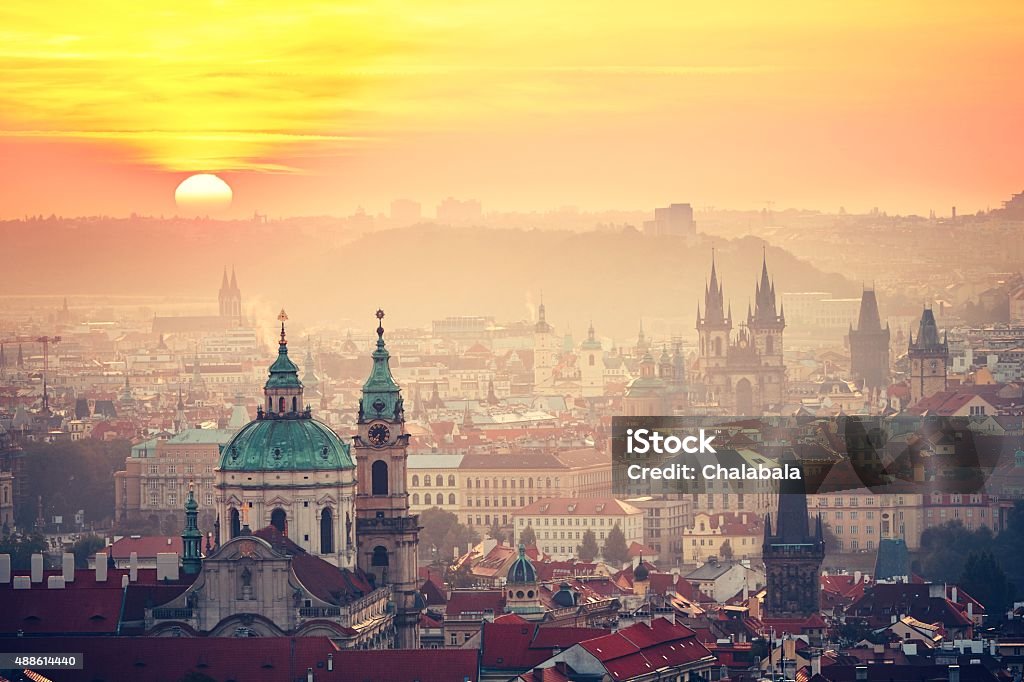 Praga no nascer do sol - Foto de stock de Praga royalty-free