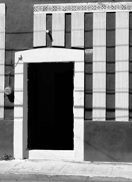 .'front door houses architecture mexico black and white front door houses architecture mexico black and White gate construction entrence stock pictures, royalty-free photos & images