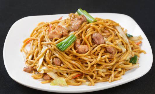 Chinese food, Fried noodle with Chicken (Chicken Chow Mein)