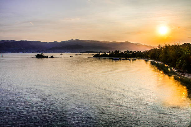 istock Beauty Of Sunrise 488661100