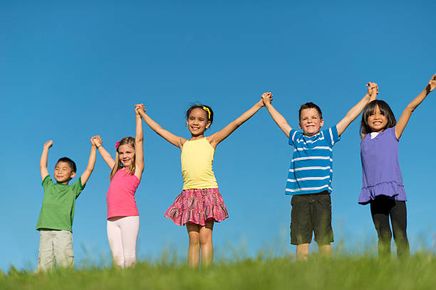 istock Group of Kids 488689125