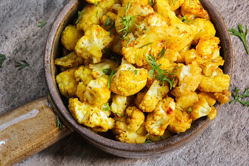 Baked cauliflower with indian spices