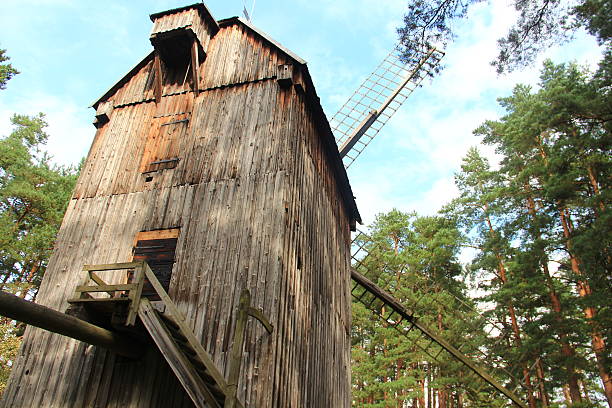 The Ethnographic Open-Air Museum of Latvia was established in 1924. Today 118 folk architecture objects are exhibited in the territory of 87ha on the coast of Jugla lake in Riga.